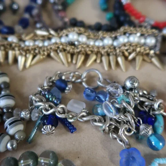 22 Pc Boho Beaded Bracelet Bundle Lot Gemstone Crystal Stack Boho Hippie Craft - Picture 12 of 13